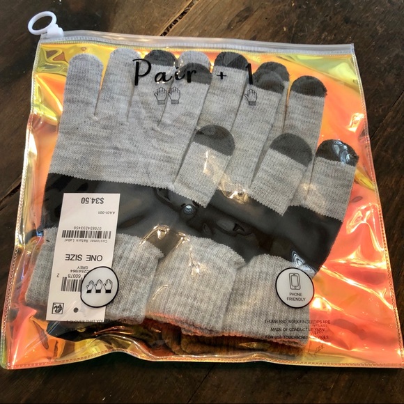 I.N.C.- Pair +1- Phone Friendly Knit Gloves-NWT😻 - Picture 2 of 5